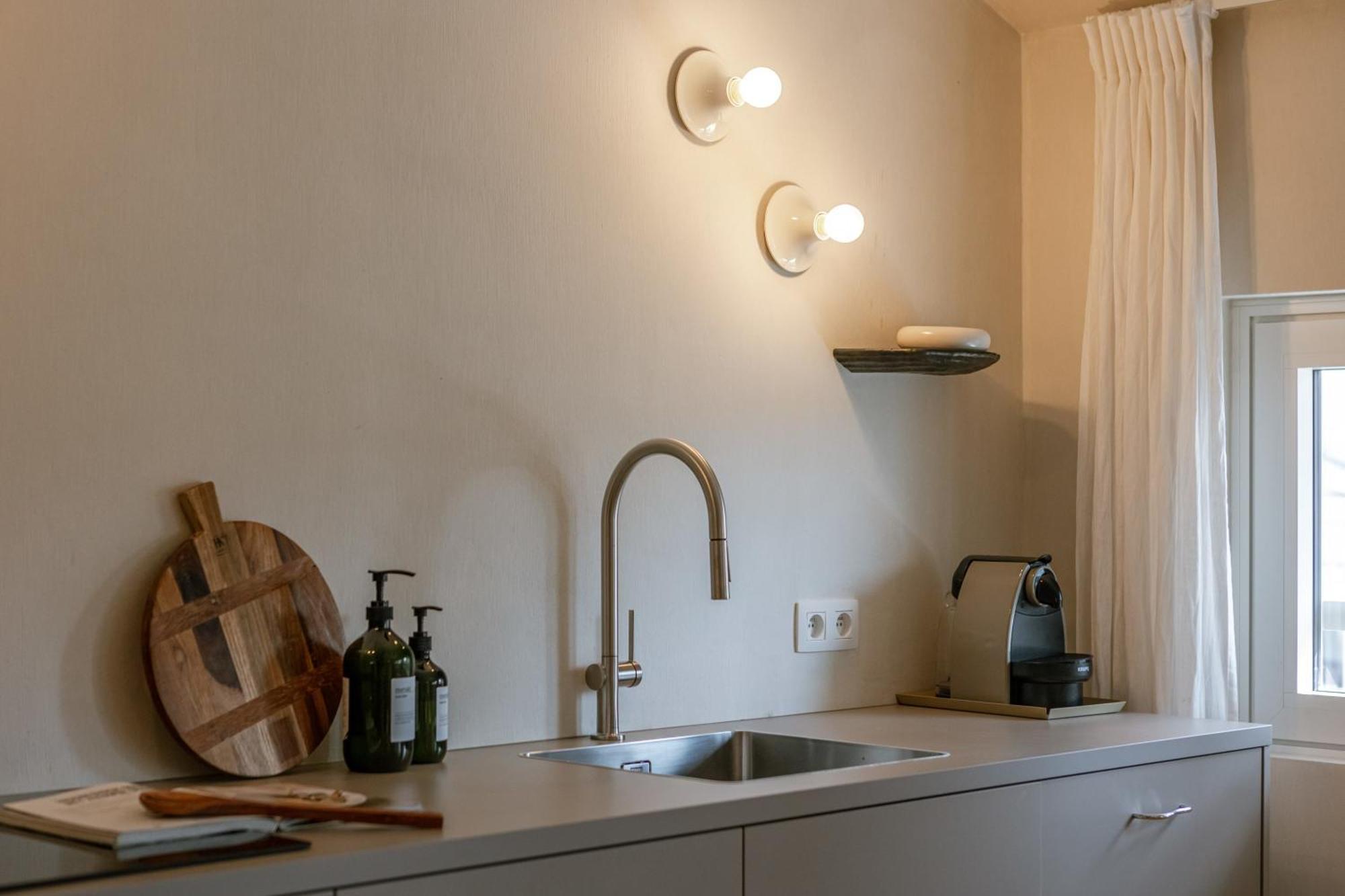 Apartamento Huswell - Urban Getaway For Two In The Heart Of Amberes Exterior foto