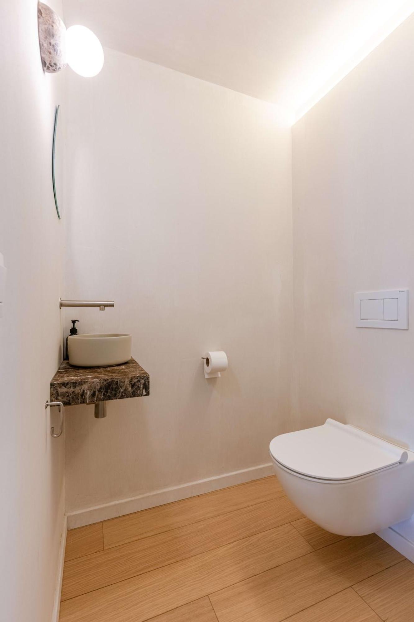 Apartamento Huswell - Urban Getaway For Two In The Heart Of Amberes Exterior foto